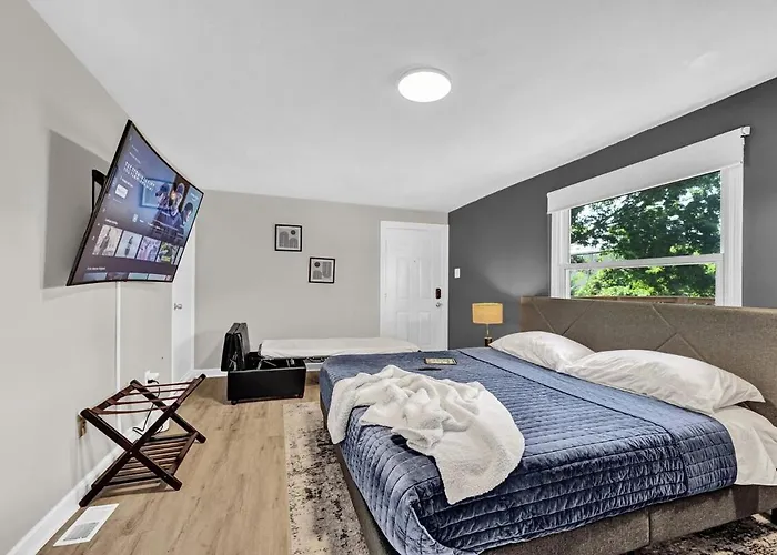 3 Mins From Downtown - Ps5, King Bed & Ev Charger Apartment Winston-Salem
