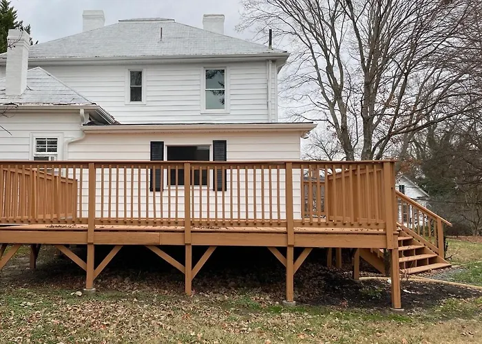Apartment 3 Mins From Downtown - Ps5, King Bed & Ev Charger *